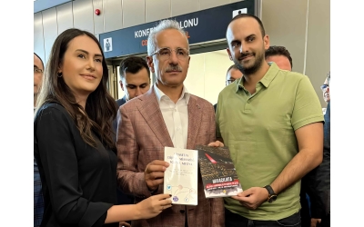 Assoc. Prof. Onur Başar Özbozkurt and Dr. Fatma Yeşilkuş Presented Their Books to Minister of Transport and Infrastructure Abdulkadir Uraloğlu