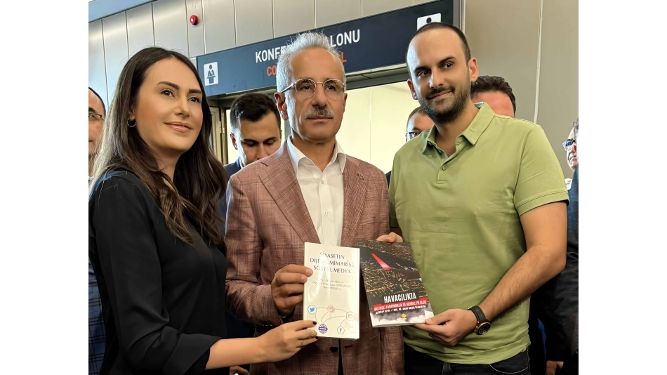 Assoc. Prof. Onur Başar Özbozkurt and Dr. Fatma Yeşilkuş Presented Their Books to Minister of Transport and Infrastructure Abdulkadir Uraloğlu